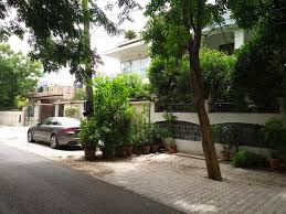 Plot For Sale in Dlf Phase-1