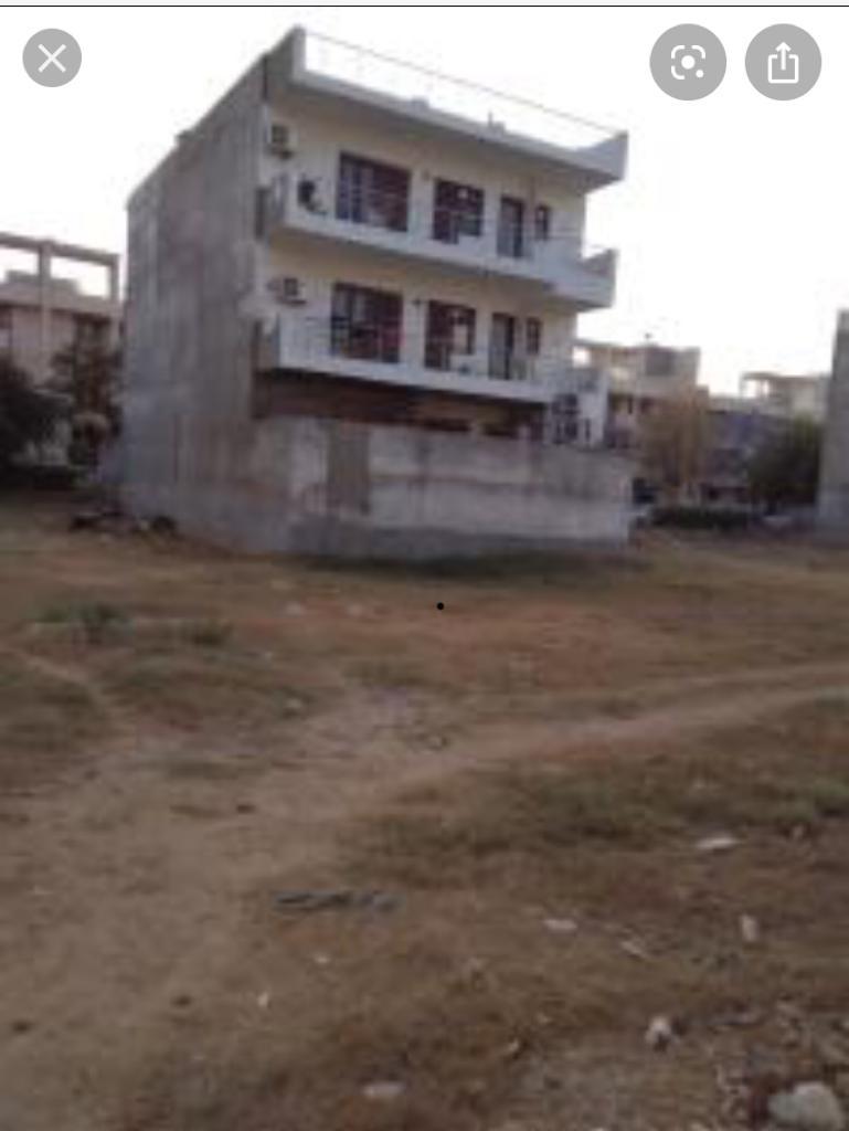 Plot For Sale in DLF Phase 2