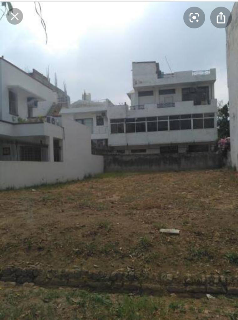 Plot For Sale In Sushant Lok 3